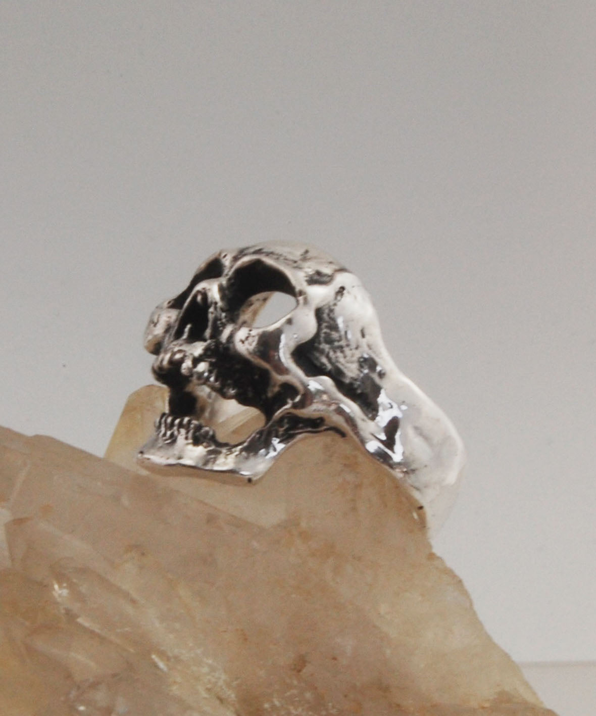 Screaming into the Void Skull Ring