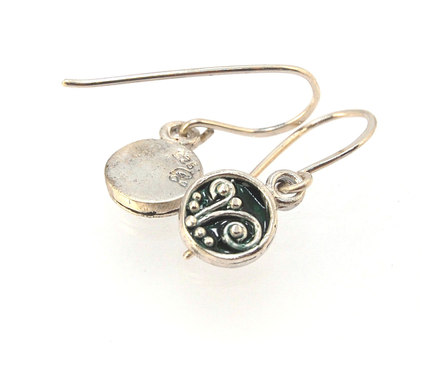Enameled Sterling Fern Earrings -Circle -Small These are my smallest fern circles and they can be enameled in 8 colors for you!Prussian Blue, Icy Blue, Turquoise, Oil Gray, Forest Green, Jade Green, Sage Green or Periwinkle BlueGreen.These enameled 11mm o