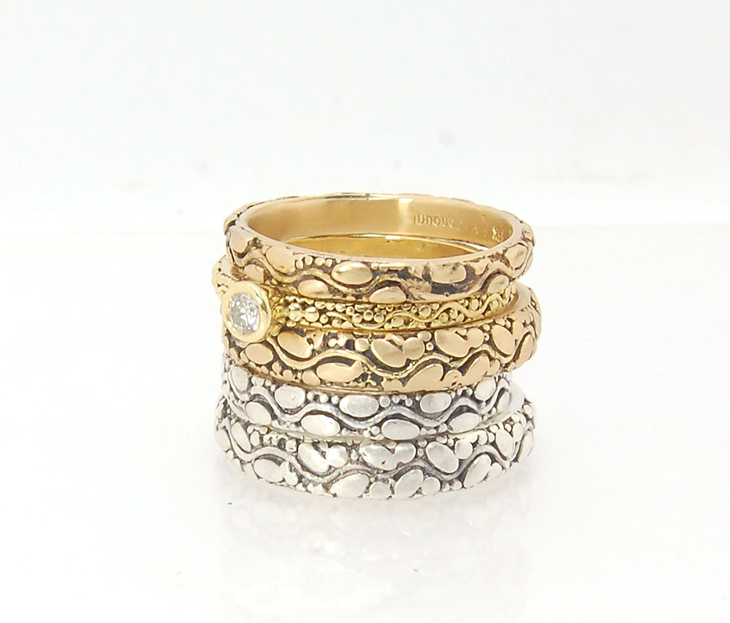Ovals Pattern Band -3mm- Order in any size -14k, 18k, FS or Sterling This is a 3mm patterned band with small oval and small granules around a wavy center line. This is a cast version of a striking and fun band I originally made in fine silver using the pr