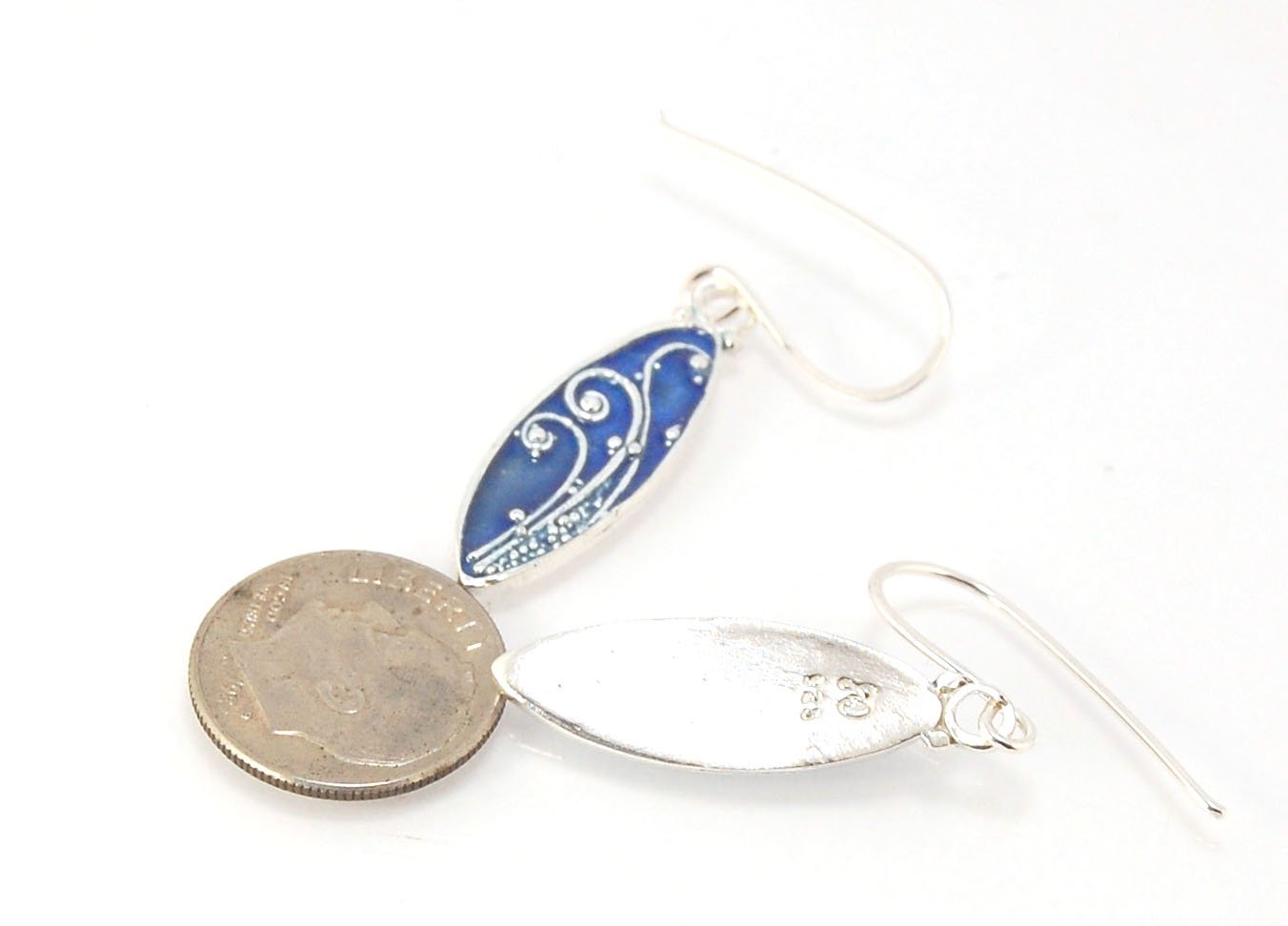 Enameled Sterling Fern Earrings -Oval -Large - Choice of 8 colors These are my longest fern ovals and they can be enameled in 8 colors for you! Prussian Blue, Icy Blue, Turquoise, Oil Gray, Forest Green, Jade Green, Sage Green or Periwinkle BlueGreen.Thes