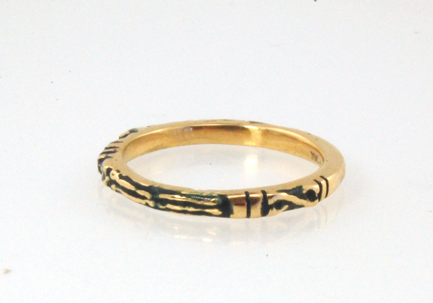 Memento Mori Skeleton Ring in 14k gold with Black enamel - 2.7mm