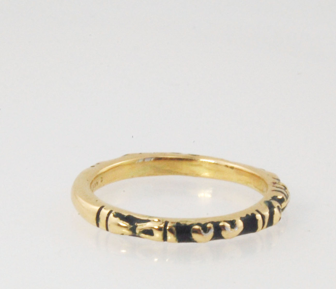 Memento Mori Skeleton Ring in 14k gold with Black enamel - 2.7mm