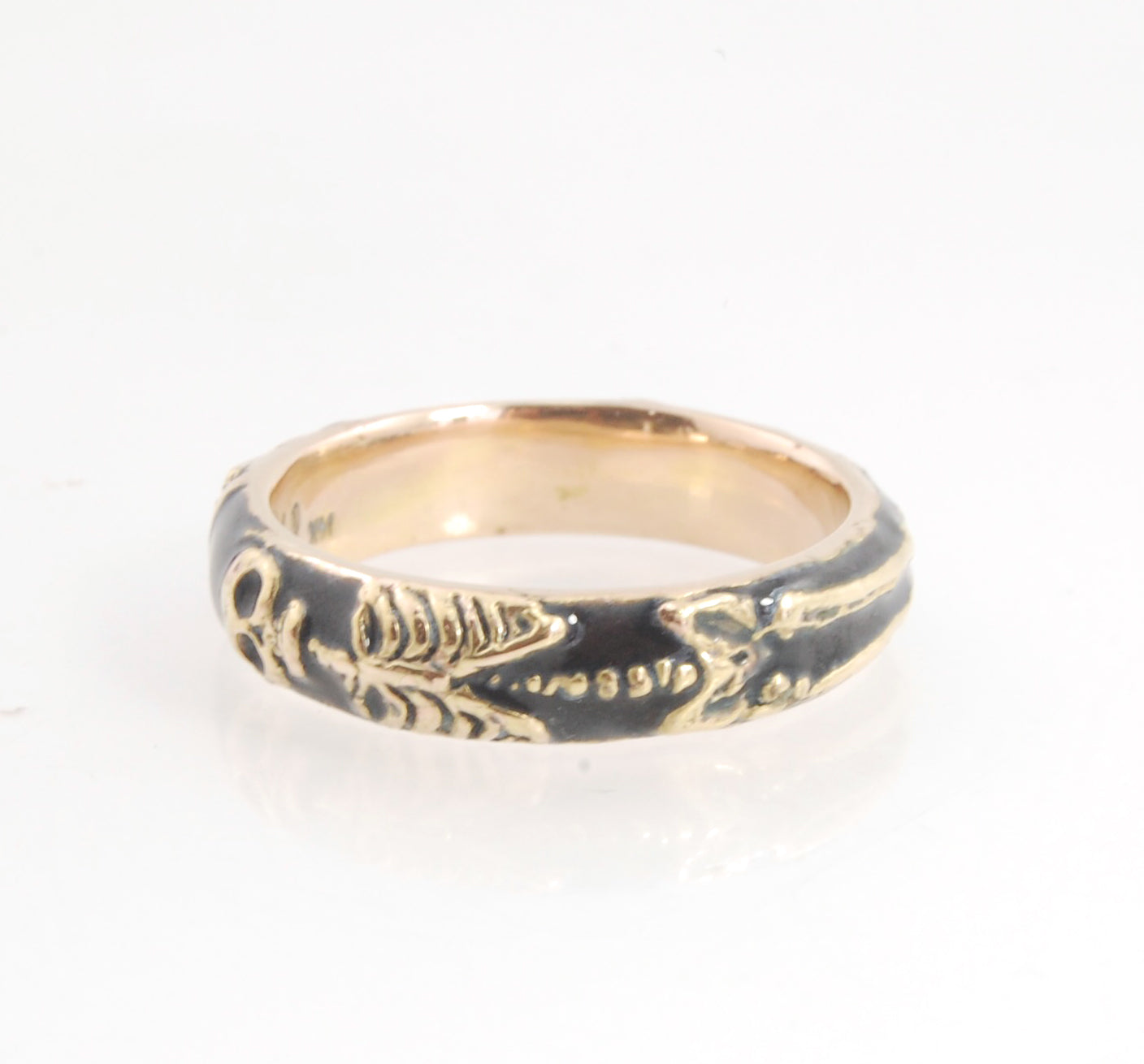 Memento Mori Skeleton Ring in 14k gold with enamel - Large - 5mm