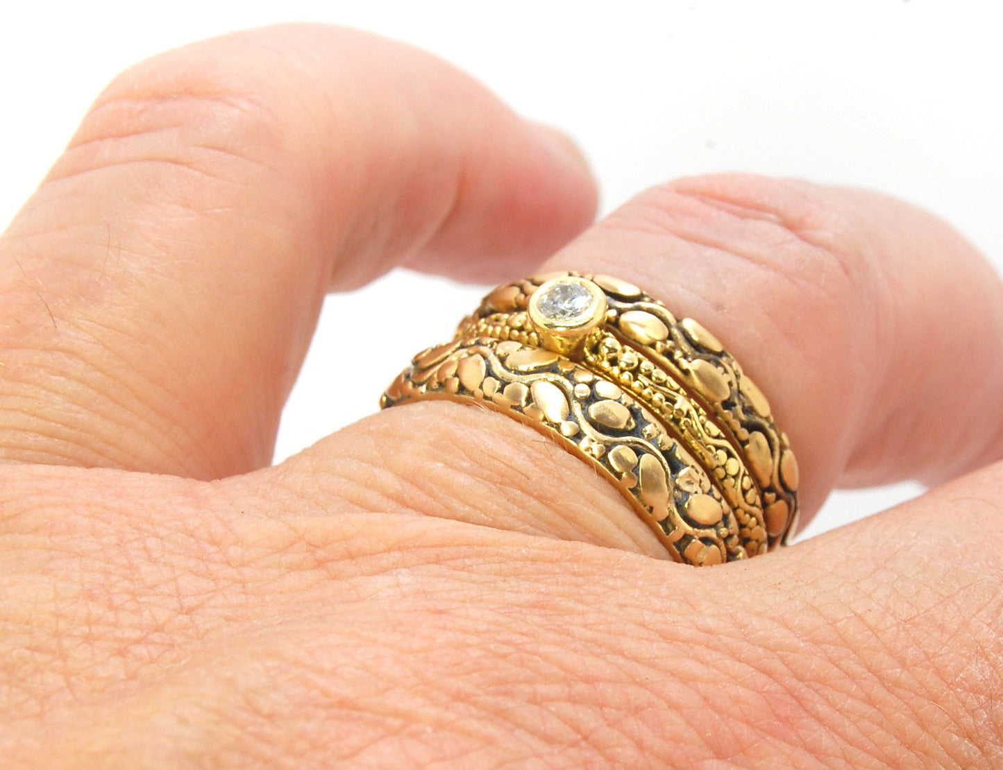 Ovals Pattern Band -3mm- Order in any size -14k, 18k, FS or Sterling This is a 3mm patterned band with small oval and small granules around a wavy center line. This is a cast version of a striking and fun band I originally made in fine silver using the pr