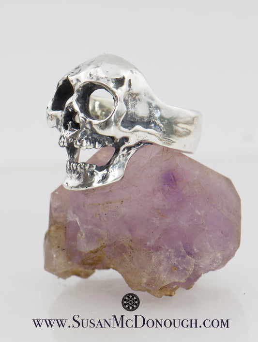 Screaming into the Void Skull Ring
