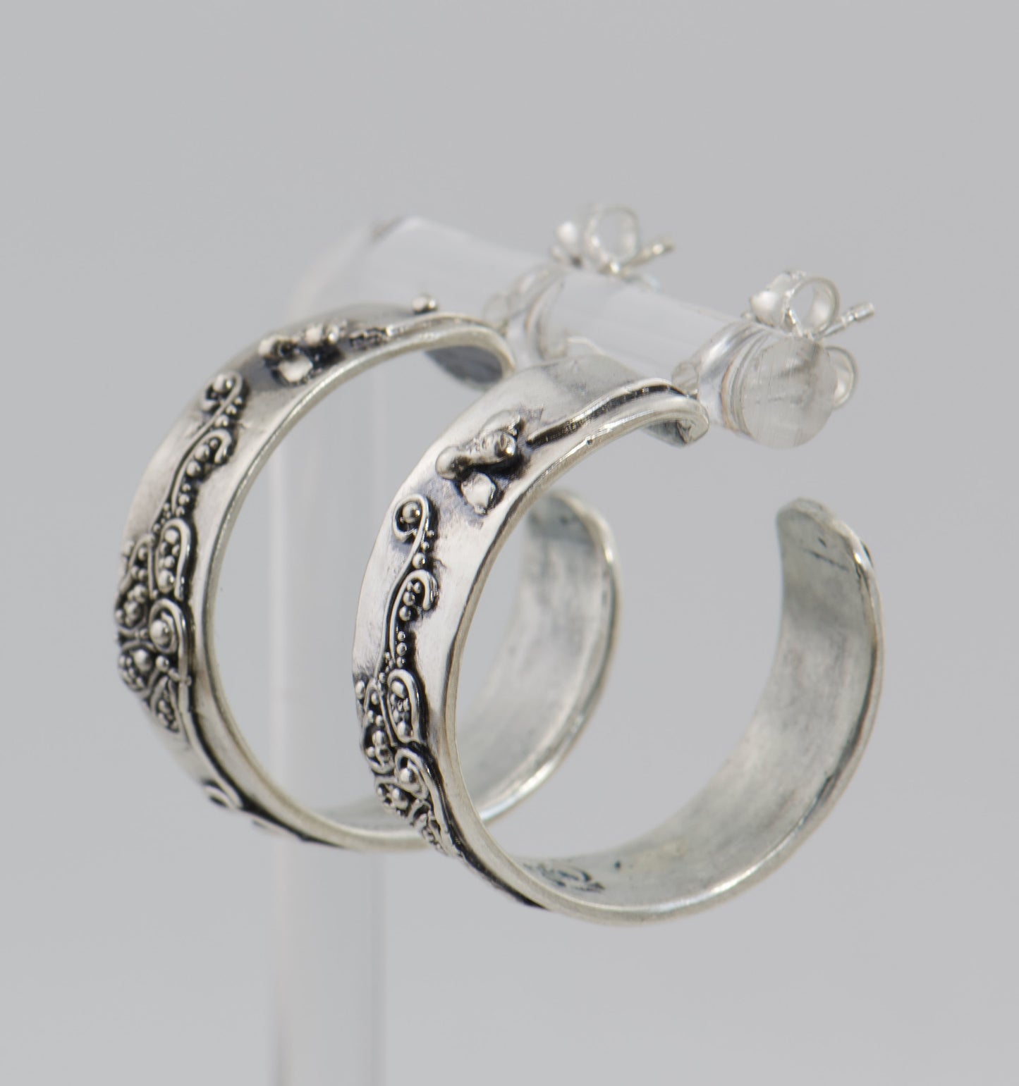 Pollinator Pattern Hoop Posts in Sterling