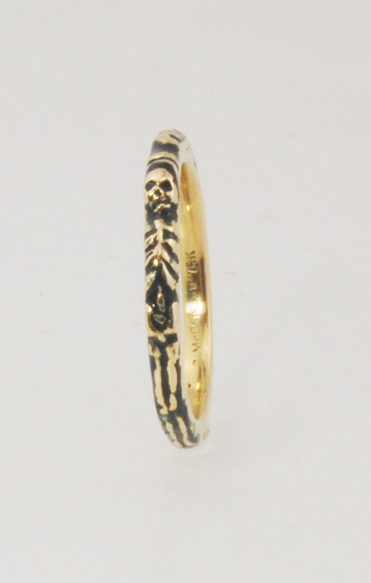 Memento Mori Skeleton Ring in 14k gold with Black enamel  - 2.7mm