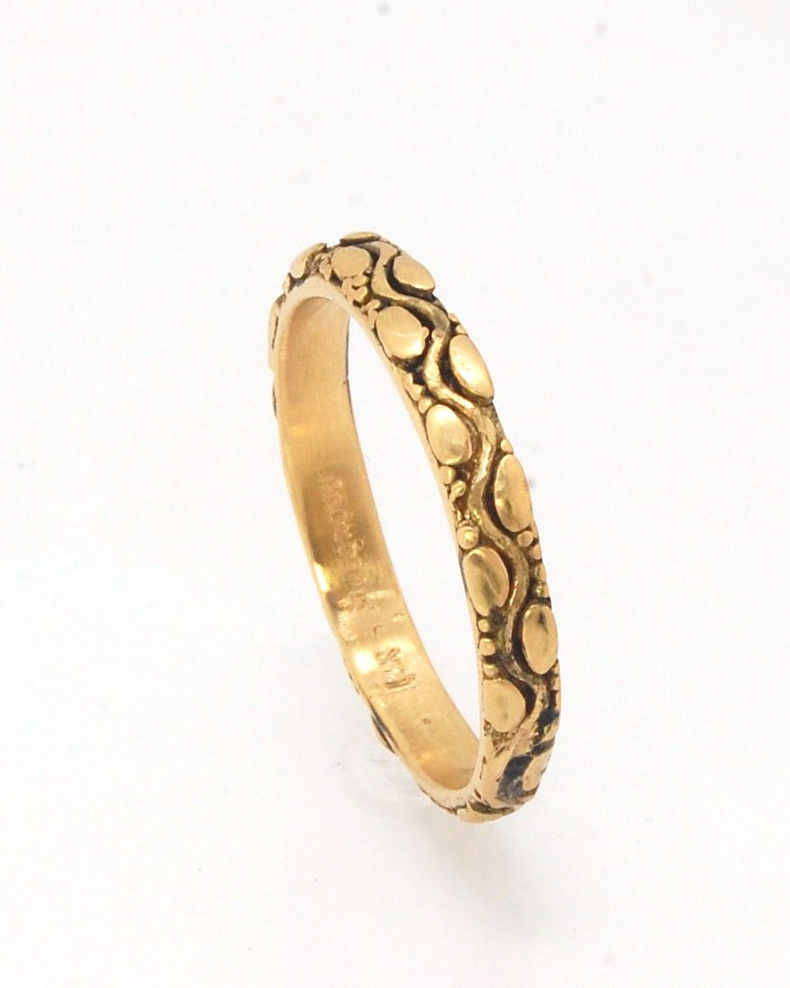 Ovals Pattern Band -3mm- Order in any size -14k, 18k, FS or Sterling This is a 3mm patterned band with small oval and small granules around a wavy center line. This is a cast version of a striking and fun band I originally made in fine silver using the pr