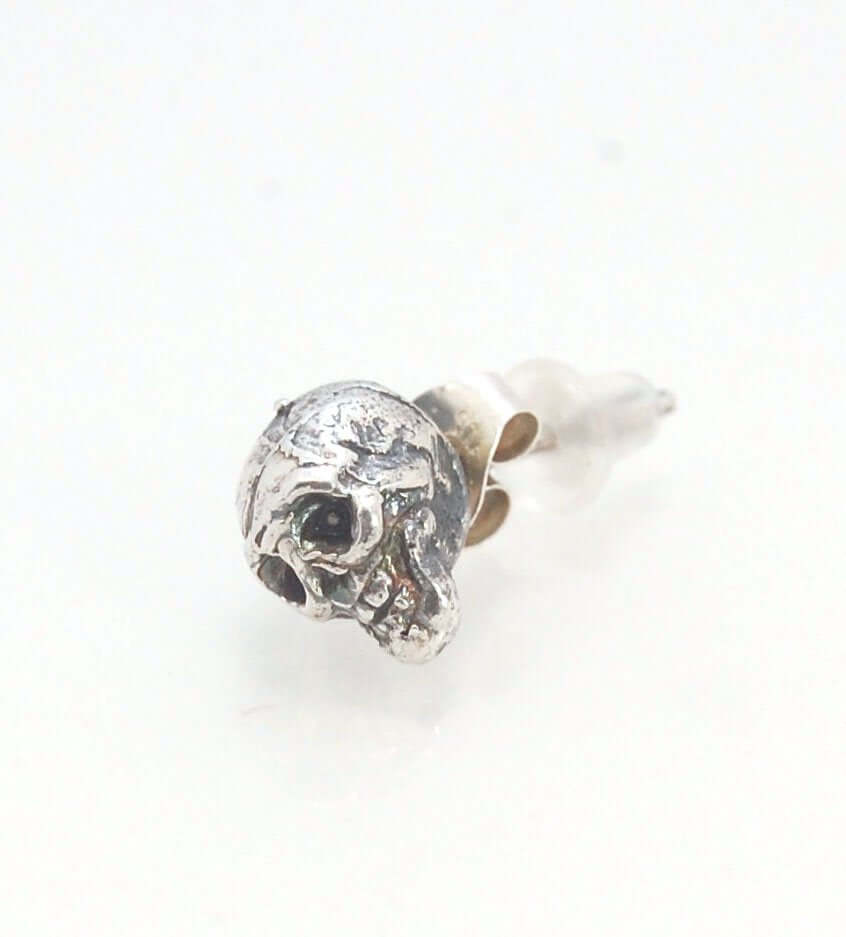 Yorick Skull Studs in Sterling Silver memento mori,skull,skull earrings,skull post,Stoics,Yorick skull These solid sterling silver Yorick Skull Studs are wax carved by hand and cast using the ancient process of Lost Wax to cast them in sterling silver. I