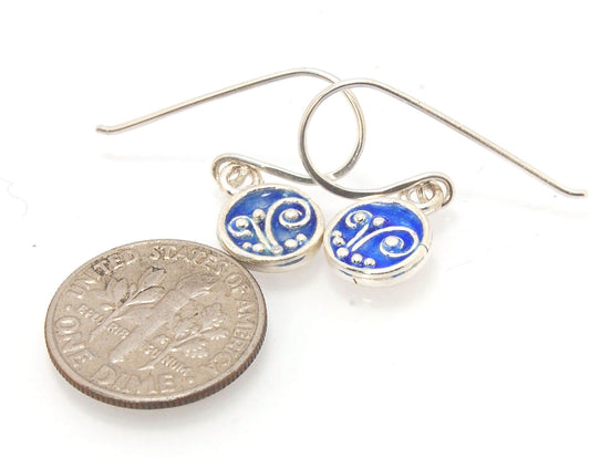 Enameled Sterling Fern Earrings -Circle -Small These are my smallest fern circles and they can be enameled in 8 colors for you!Prussian Blue, Icy Blue, Turquoise, Oil Gray, Forest Green, Jade Green, Sage Green or Periwinkle BlueGreen.These enameled 11mm o